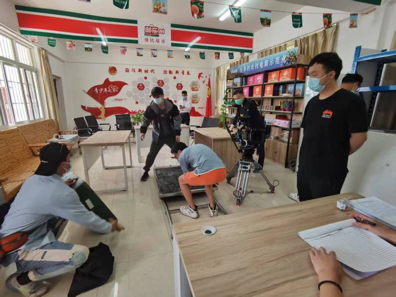 一支视频激活品牌生命力｜平坝县产品视频拍摄公司的创意魔法秀
